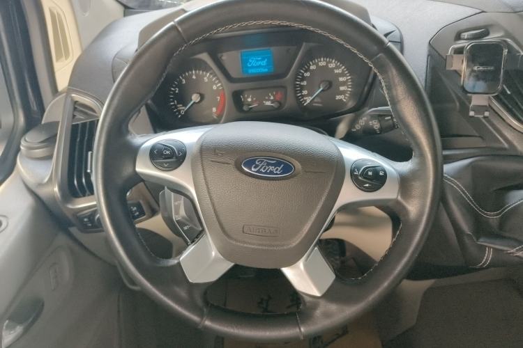 Used Ford Tourneo Custom 2016 2.0T Manual Elite Version Steering Wheel