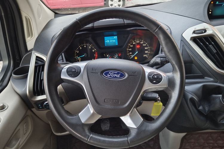 Used Ford Tourneo Custom 2016 2.0T Manual Elite Edition Steering Wheel