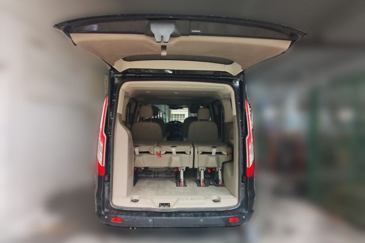 Used Ford Tourneo Custom 2016 2.0T Manual Elite Edition Trunk