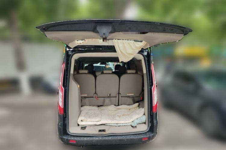 Used Ford Tourneo Custom 2016 2.0T Manual Elite Edition Trunk