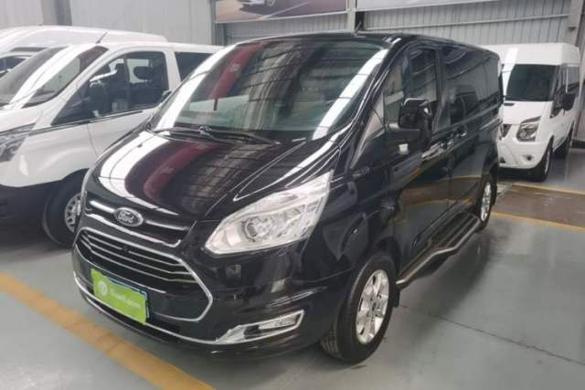 Used Ford Tourneo Custom 2016 2.0T Manual Elite Version