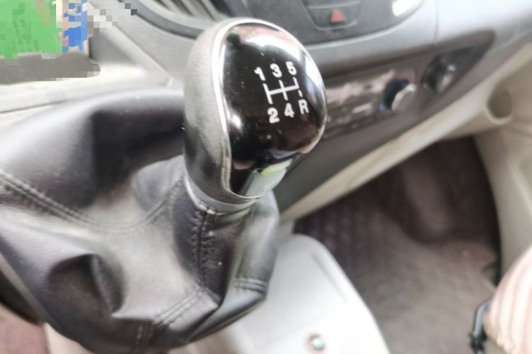 Used Ford Tourneo Custom 2016 2.0T Manual Elite Edition Gear Lever