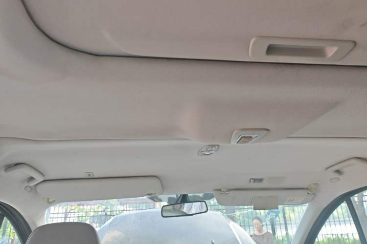 Used Ford Tourneo Custom 2016 2.0T Manual Elite Version Headliner