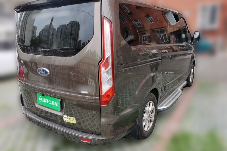 Used Ford Tourneo Custom 2016 2.0T Manual Elite Edition Rear Right 45 Deg