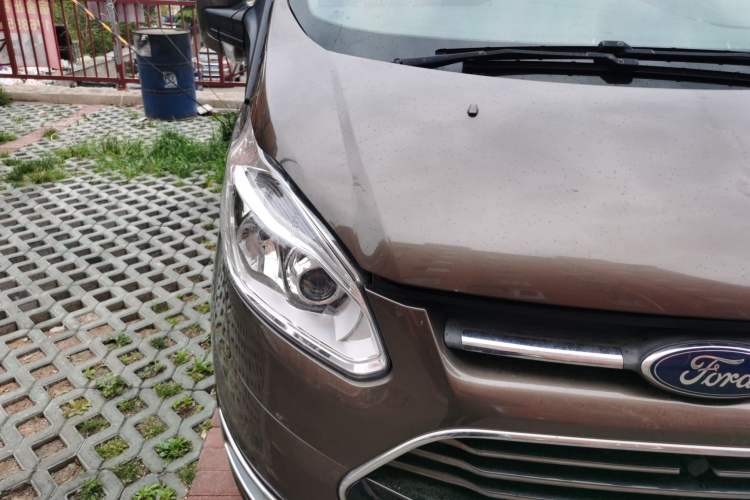 Used Ford Tourneo Custom 2016 2.0T Manual Elite Edition Right Front Headlight