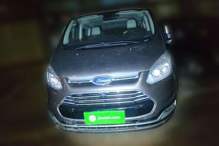 Used Ford Tourneo Custom 2016 2.0T Manual Elite Edition Front