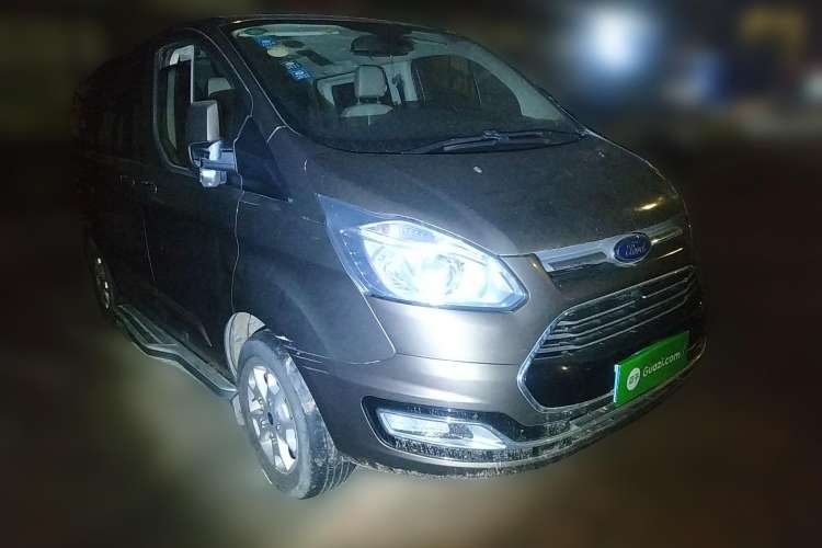 Used Ford Tourneo Custom 2016 2.0T Manual Elite Edition Front Right 45 Deg