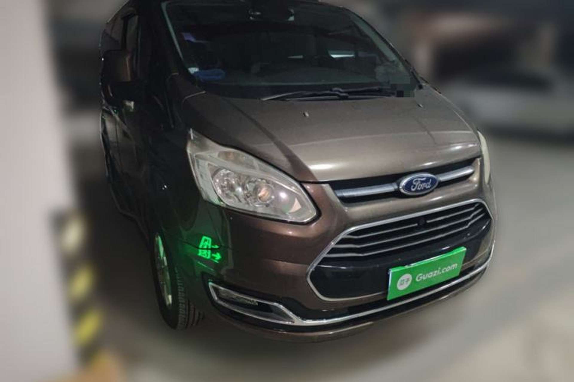 Used Ford Tourneo Custom 2016 2.0T Manual Elite Version Front Right 45 Deg