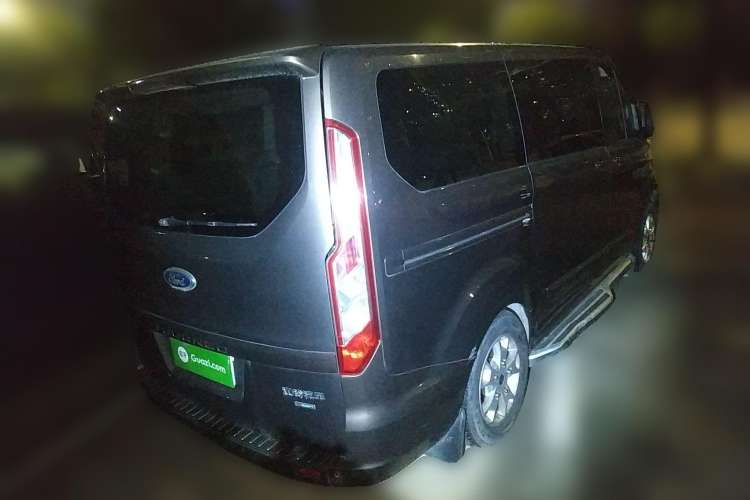 Used Ford Tourneo Custom 2016 2.0T Manual Elite Edition Rear Right 45 Deg