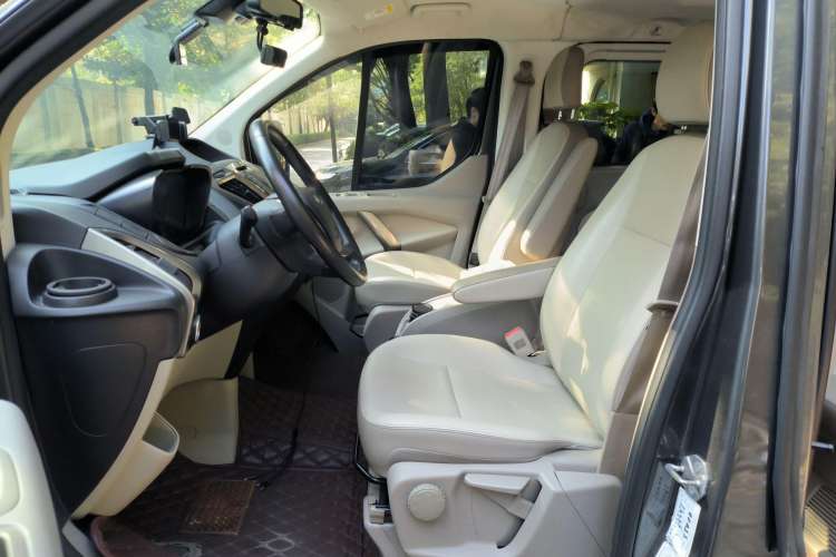 Used Ford Tourneo Custom 2016 2.0T Manual Elite Edition Left Front Seat