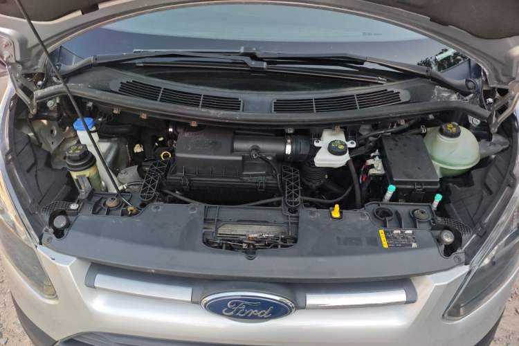 Used Ford Tourneo Custom 2016 2.0T Manual Elite Edition Engine Bay
