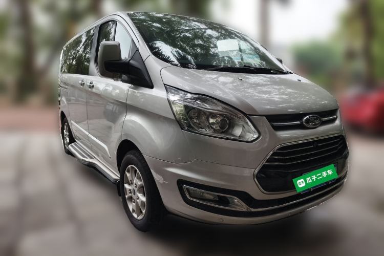 Used Ford Tourneo Custom 2016 2.0T Manual Elite Version Front Right 45 Deg
