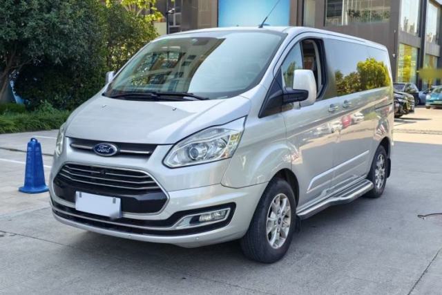 Używany Ford Tourneo Custom 2016 2.0T Manual Elite Version