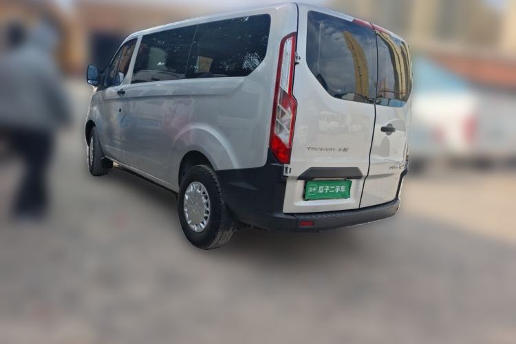 Used Ford Tourneo Custom 2016 2.0T Manual Elite Edition Rear Left 45 Deg