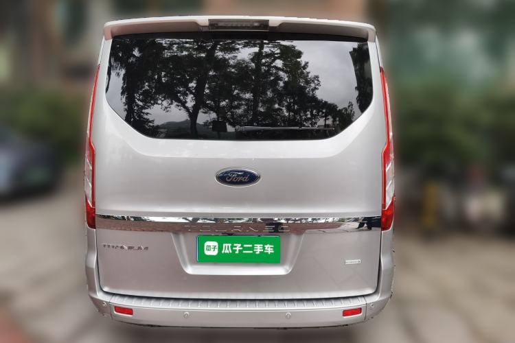Used Ford Tourneo Custom 2016 2.0T Manual Elite Version Rear