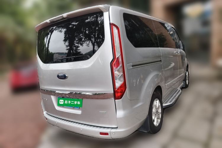 Used Ford Tourneo Custom 2016 2.0T Manual Elite Version Rear Right 45 Deg