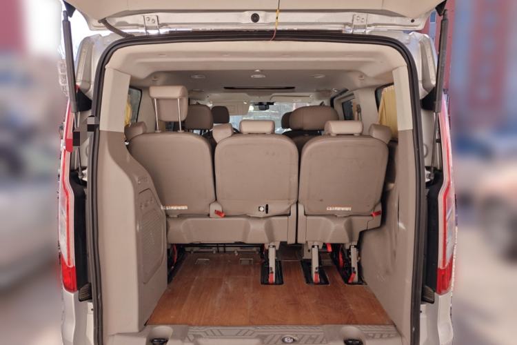 Used Ford Tourneo Custom 2016 2.0T Manual Elite Edition Trunk