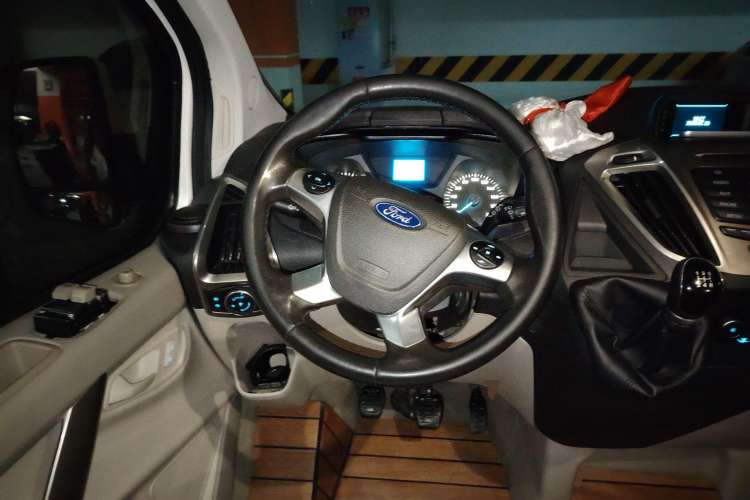 Used Ford Tourneo Custom 2016 2.0T Manual Elite Edition Steering Wheel