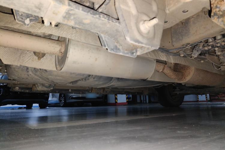 Used Ford Tourneo Custom 2017 2.0T Automatic Elite Version Chassis Front Right