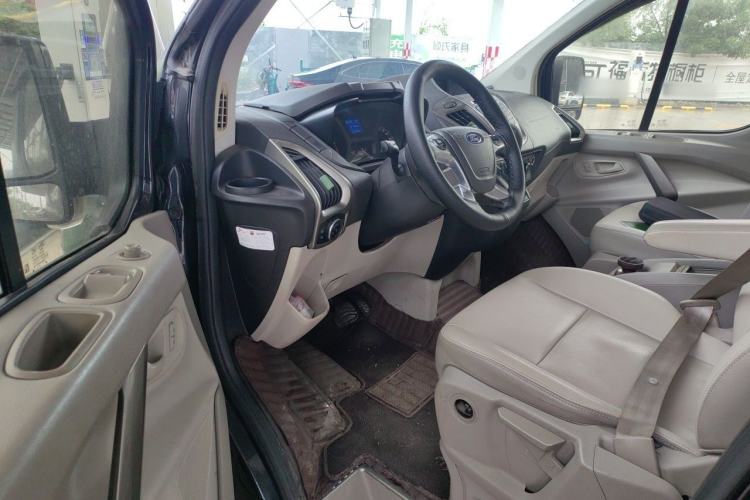 Used Ford Tourneo Custom 2017 2.0T Automatic Elite Edition Driver Seat