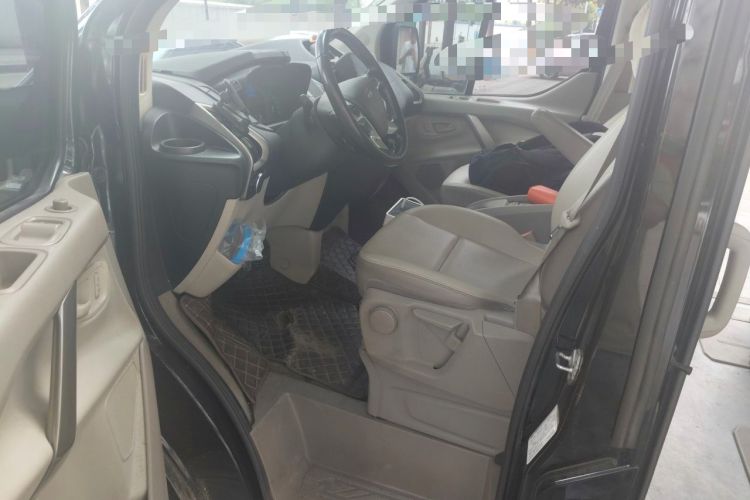 Used Ford Tourneo Custom 2017 2.0T Automatic Elite Edition Driver Seat