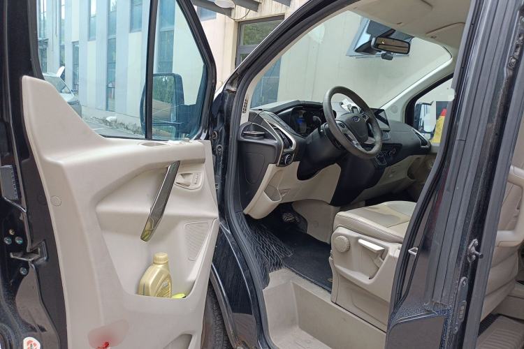 Used Ford Tourneo Custom 2017 2.0T Automatic Elite Edition Driver Seat