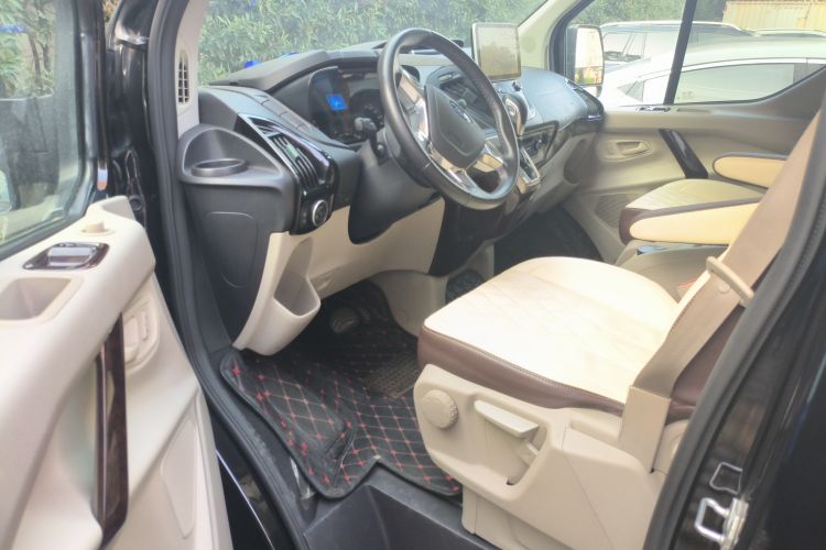 Used Ford Tourneo Custom 2017 2.0T Automatic Elite Edition Driver Seat