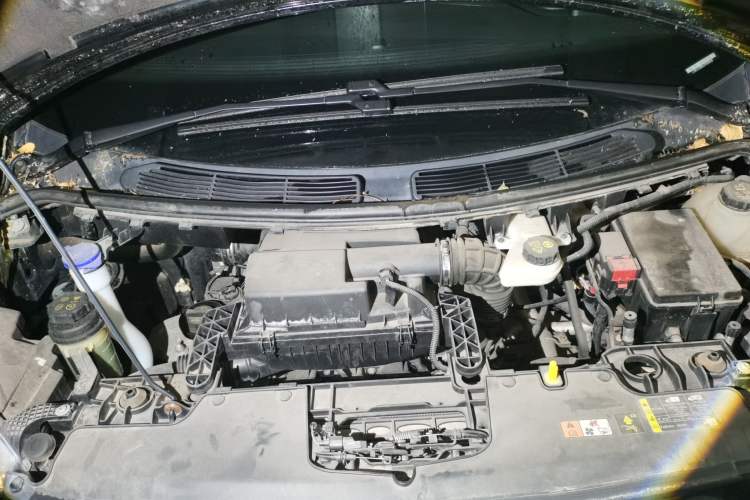 Used Ford Tourneo Custom 2017 2.0T Automatic Elite Edition Engine Bay