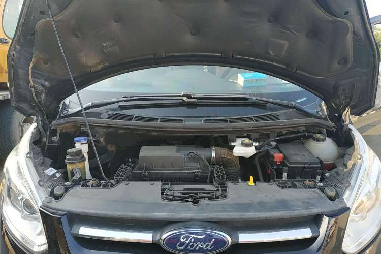 Used Ford Tourneo Custom 2017 2.0T Automatic Elite Edition Engine Bay