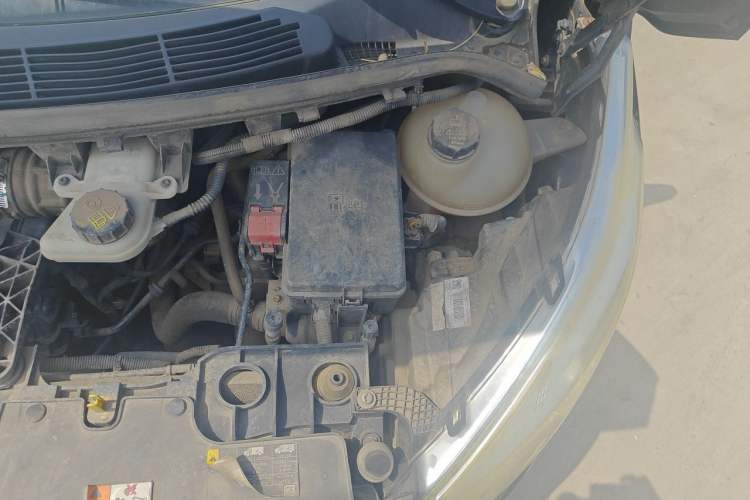 Used Ford Tourneo Custom 2017 2.0T Automatic Elite Edition Engine Bay Left