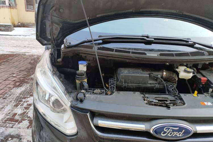 Used Ford Tourneo Custom 2017 2.0T Automatic Elite Version Engine Bay Right