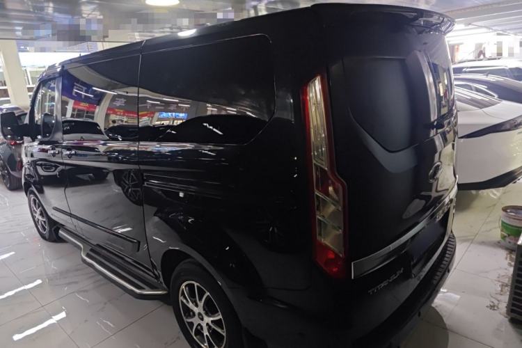 Used Ford Tourneo Custom 2017 2.0T Automatic Business Class Version Exterior 6
