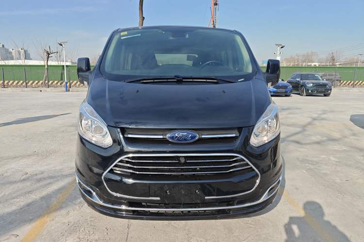 Used Ford Tourneo Custom 2017 2.0T Automatic Elite Version Front