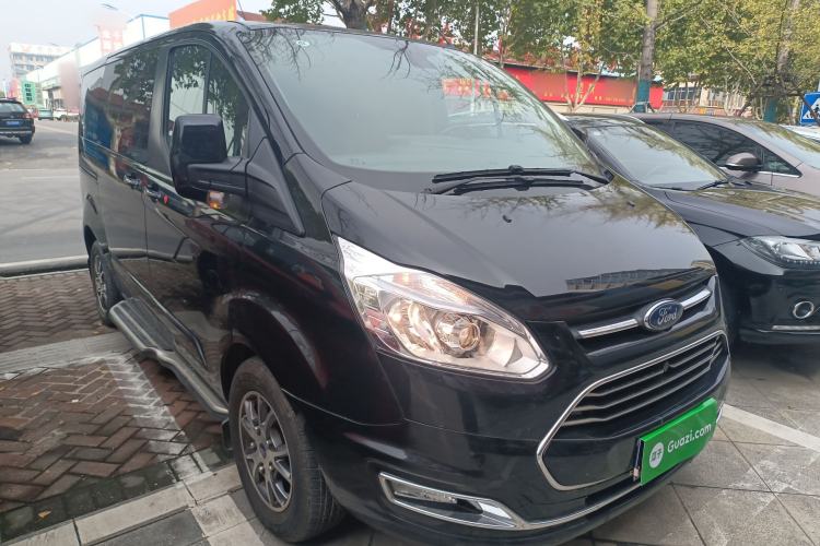 Used Ford Tourneo Custom 2017 2.0T Automatic Elite Version Front Right 45 Deg