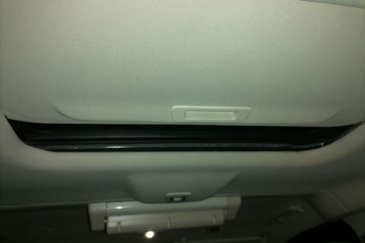 Used Ford Tourneo Custom 2017 2.0T Automatic Business Class Version Headliner