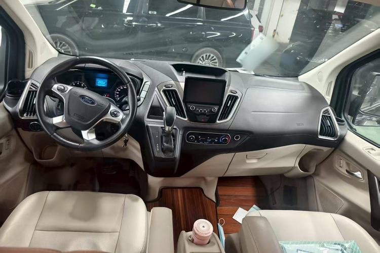 Used Ford Tourneo Custom 2017 2.0T Automatic Elite Version Interior 1
