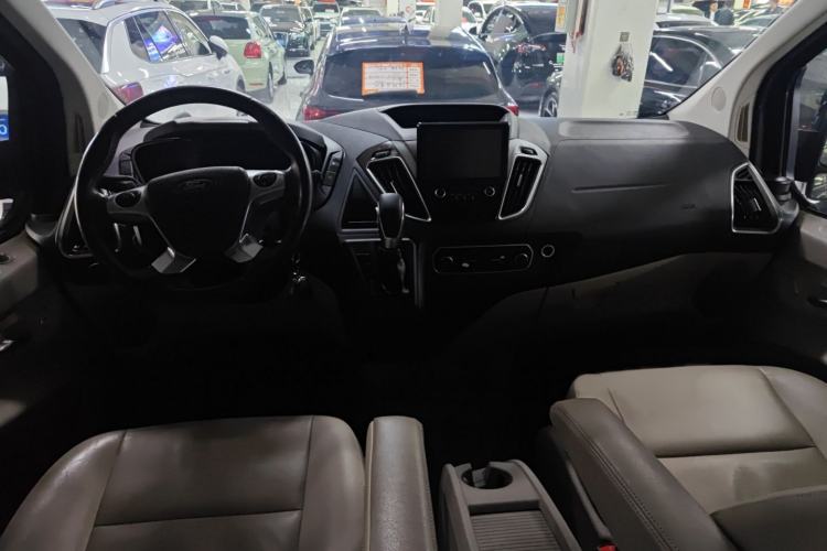 Used Ford Tourneo Custom 2017 2.0T Automatic Business Class Version Interior 2