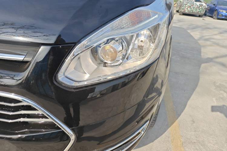 Used Ford Tourneo Custom 2017 2.0T Automatic Elite Version Left Front Headlight
