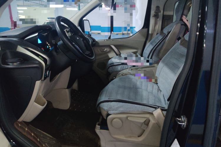 Used Ford Tourneo Custom 2017 2.0T Automatic Elite Edition Left Front Seat