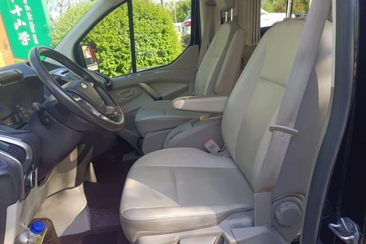 Used Ford Tourneo Custom 2017 2.0T Automatic Elite Version Left Front Seat