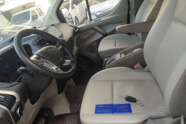 Used Ford Tourneo Custom 2017 2.0T Automatic Elite Edition Left Front Seat