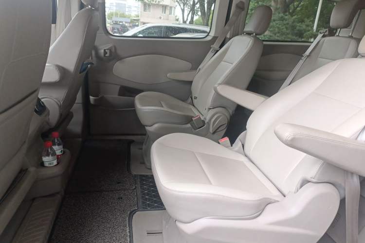 Used Ford Tourneo Custom 2017 2.0T Automatic Elite Edition Left Rear Seat