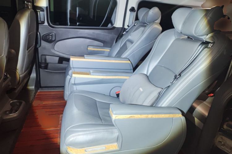 Used Ford Tourneo Custom 2017 2.0T Automatic Elite Version Left Rear Seat