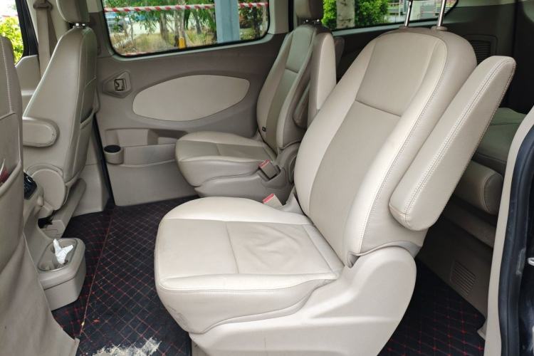 Used Ford Tourneo Custom 2017 2.0T Automatic Elite Version Left Rear Seat