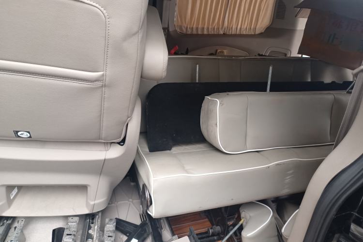 Used Ford Tourneo Custom 2017 2.0T Automatic Elite Version Left Rear Seat