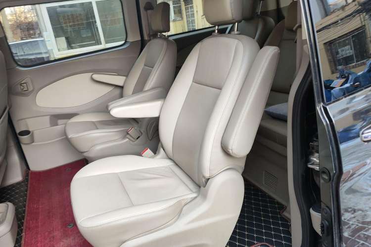 Used Ford Tourneo Custom 2017 2.0T Automatic Elite Version Left Rear Seat