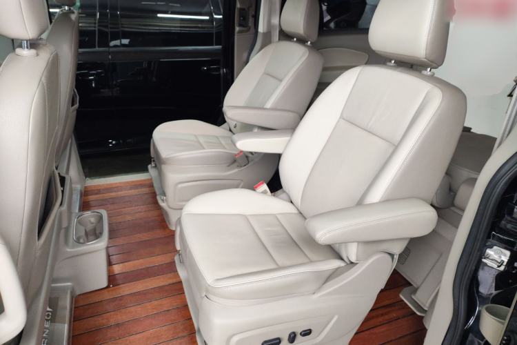 Used Ford Tourneo Custom 2017 2.0T Automatic Business Class Version Left Rear Seat