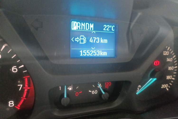 Used Ford Tourneo Custom 2017 2.0T Automatic Elite Edition Odometer Close Up