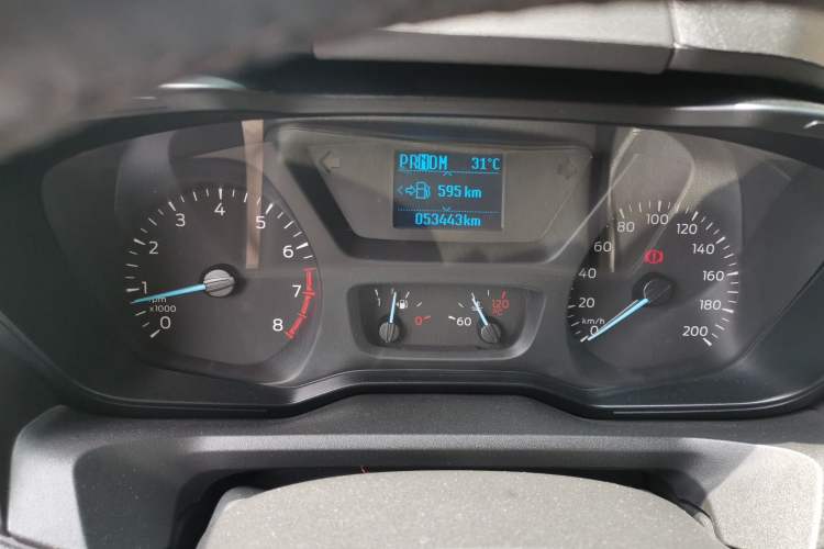 Used Ford Tourneo Custom 2017 2.0T Automatic Elite Edition Odometer Close Up