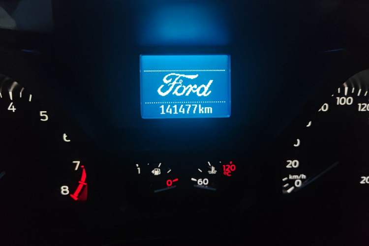 Used Ford Tourneo Custom 2017 2.0T Automatic Business Class Version Odometer Close Up